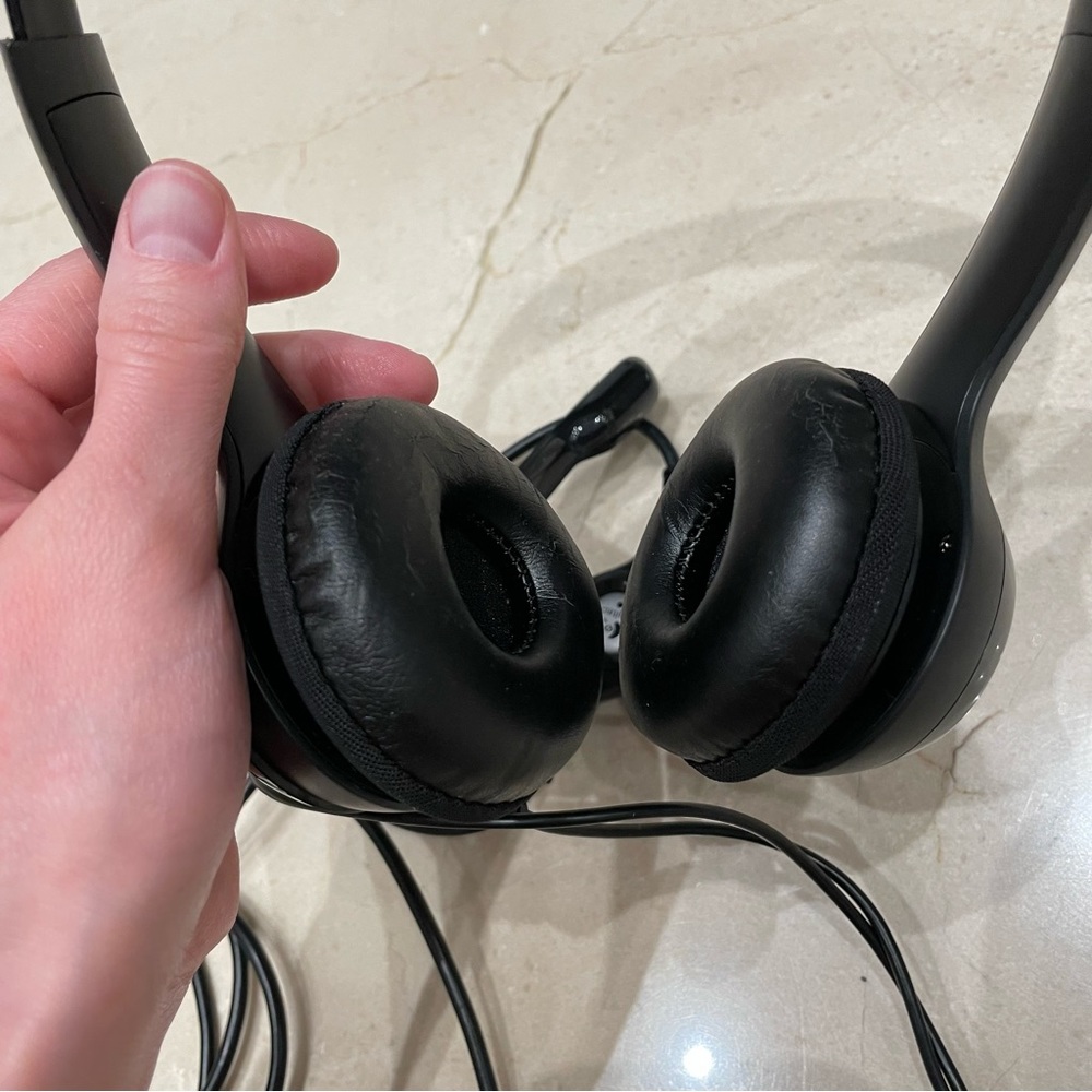 Logitech headset - Picture 3 of 5